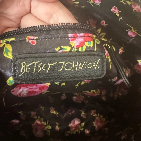 Betsey Johnson White and Brown Quilted Satchel Bowler Bag - Picture 4 of 12